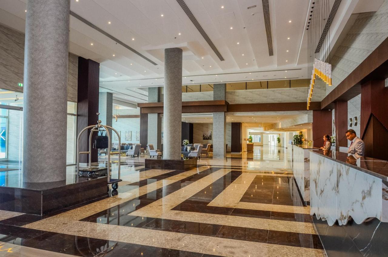 Vogo Grand Hotel Formerly Best Western Plus Hotel Dubai Academic City Exterior foto